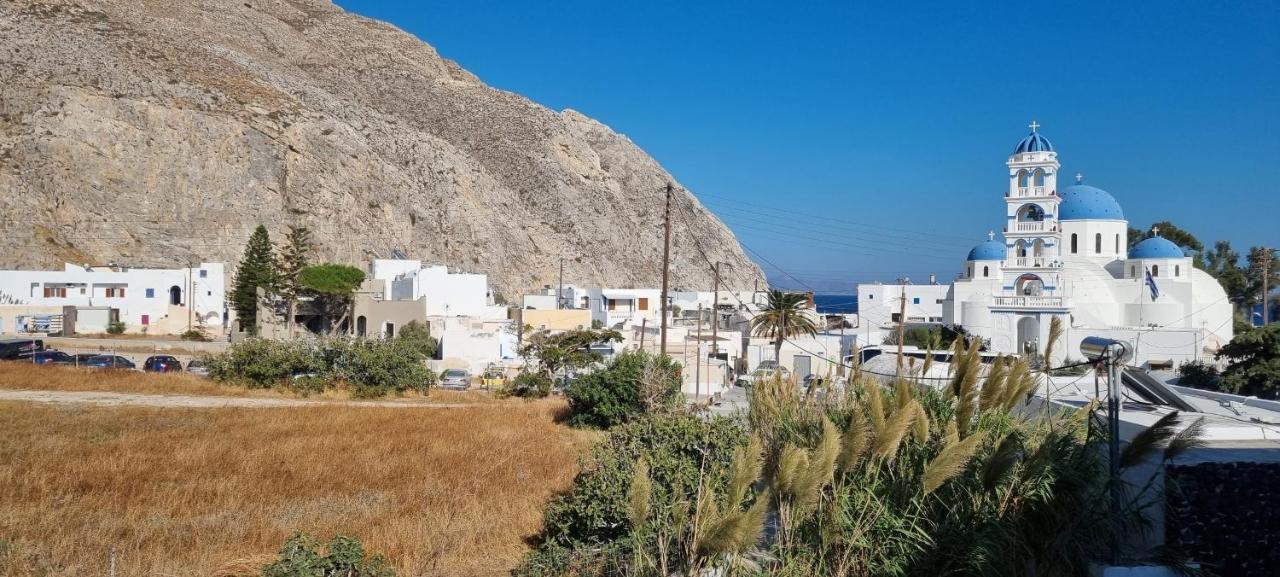 Three Harites Perissa (Santorini) Exterior foto