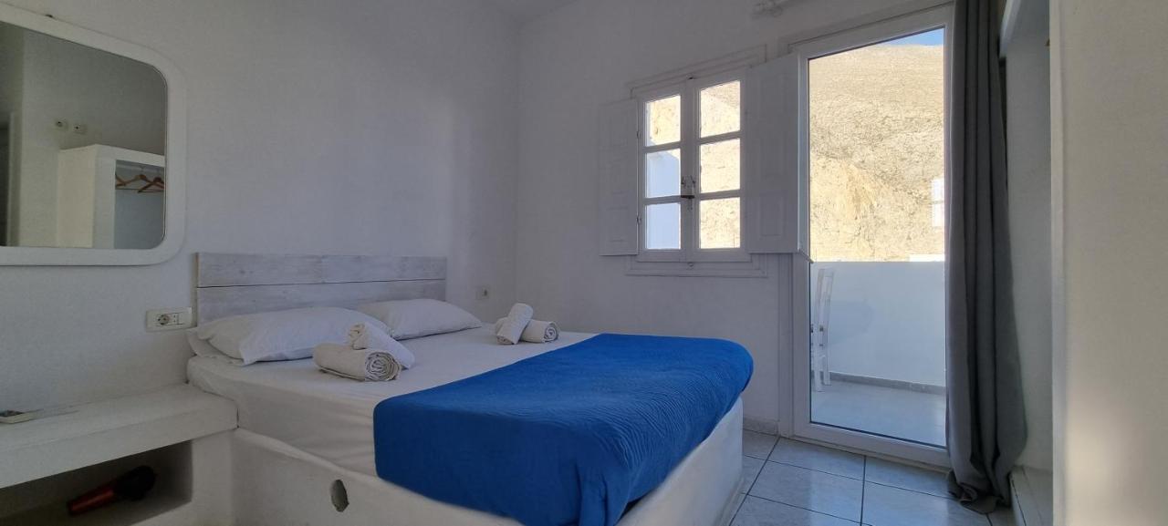 Three Harites Perissa (Santorini) Exterior foto